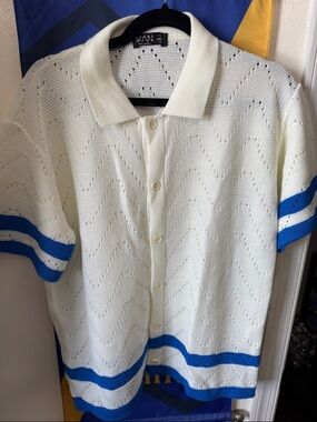 BoohooMAN Ivory Knit Polo Top with Blue Detail